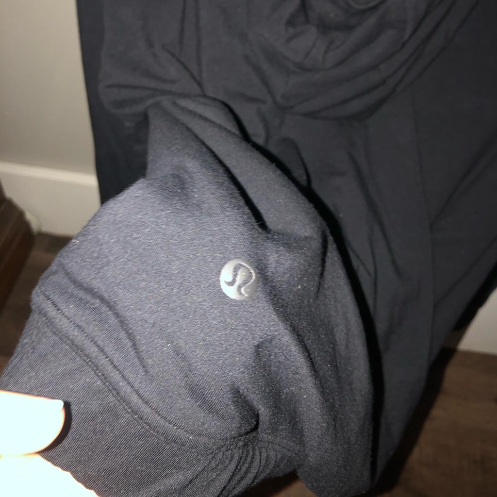 Lululemon Pullover!!!